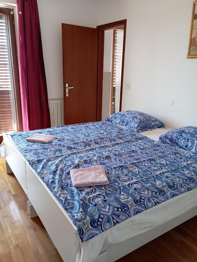 Apartment Mare 1 Novigrad Istria Exteriör bild